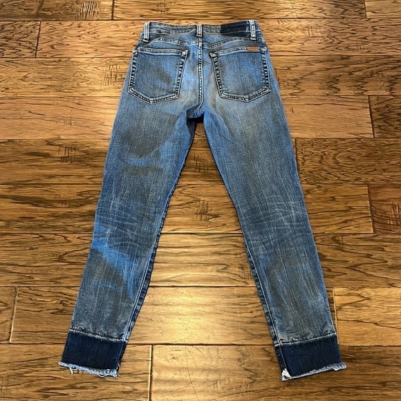 Joe’s Jeans The Charlie High Rise Skinny Crop Size 26 - Picture 2 of 16